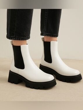 DJANGO & JULIETTE BARAKIOS WHITE Leather Chelsea‎ Boot